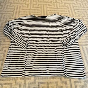 Long sleeve maternity shirt